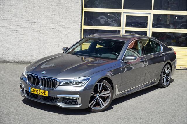BMW 7-SERIE 730d Automaat! M-Sport BJ2018 Lmv 20" | Led V+A | Pdc | Adaptieve Luchtvering | Harman/Kardon | Keyless entry | Elek. achterklep | 360° Camera | Navi | Virtual cockpit | Head-up display | Elek. voorstoelen+Mem/Verwarmd | Lederen bekleding | Zwarte hemel