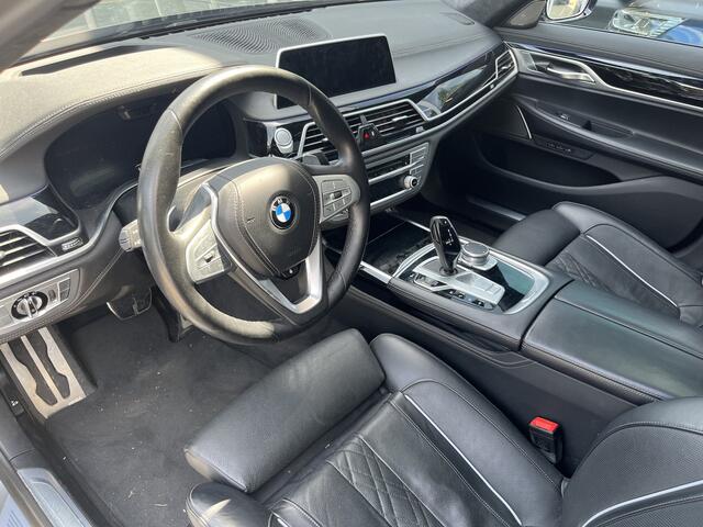 BMW 7-SERIE 745e High Executive M-Sport/ Schuif-kantel dak / Hud / Led / Carplay / dealer onderhouden /