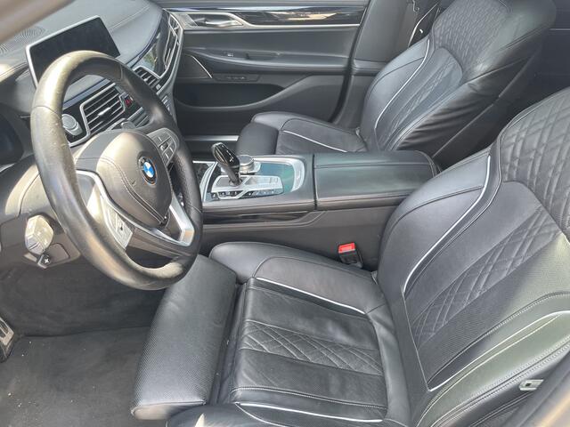 BMW 7-SERIE 745e High Executive M-Sport/ Schuif-kantel dak / Hud / Led / Carplay / dealer onderhouden /