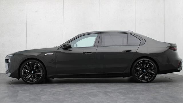 BMW 7-SERIE M760e xDrive M-Sport Pro | Executive Lounge | M Performance Pack | Connoisseur Pack | Sky Lounge | Bowers & Wilkins