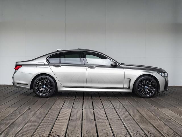 BMW 7-SERIE 745e | High Executive | M Sportpakket | 20 inch | Active Steering | Comfort Access | Stoelventilatie | Stoelmassage | Driving Assistant Professional | Bowers & Wilkins