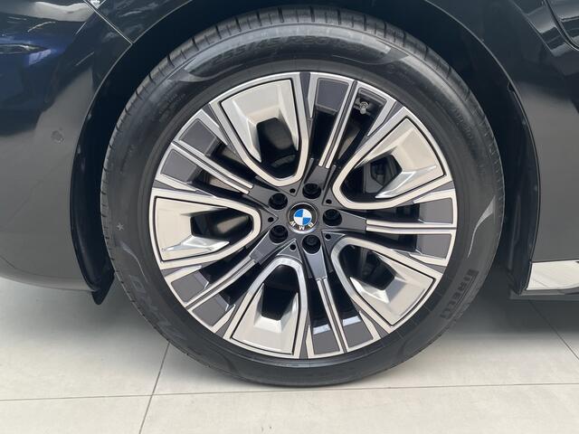 BMW 7-SERIE 750e xDrive | Executive Lounge | SkyLounge | Elektrisch openen en sluiten portieren | Rear-seat Entertainment Experience | Kristal koplampen | Massage/Ventilatie v+a