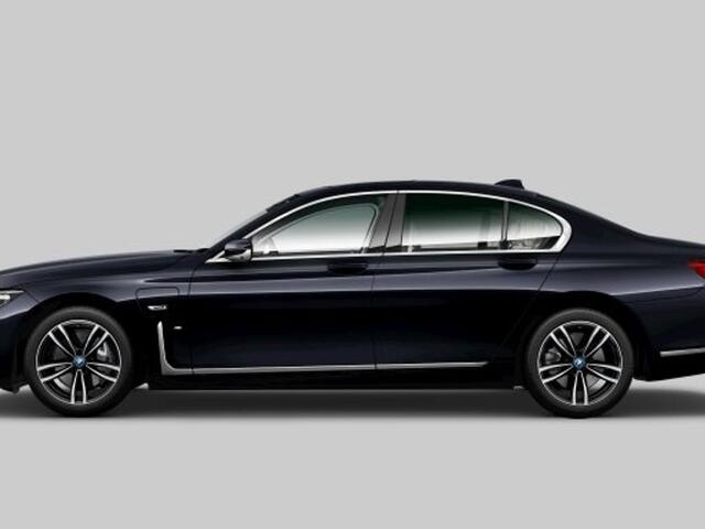 BMW 7-SERIE 745e M-Sport | Massage | TV | CoPilot