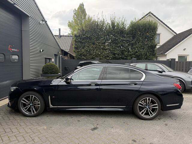 BMW 7-SERIE 745e High Executive M-Sport | Panoramadak | 360* Camera | Massage | Stoelventilatie/Verwarming |