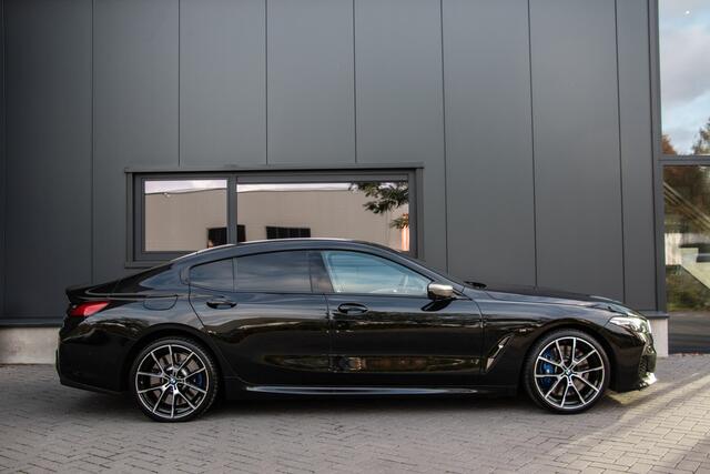 BMW 8-SERIE Gran Coupé M850i xDrive M-Sport | ACC | 360 Cam | Head Up | Laser | Driving Assistant | Lane & Side Assist | 531PK | Stoelventilatie | Alarm | Dealer O.H | ¤181.975,- N.P | Achterasbesturing | Harman Kardon | Apple & Android Carplay.
