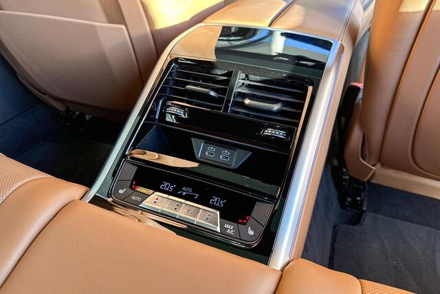 BMW 8-SERIE Gran Coupé 840i xDrive High Executive / M Sport