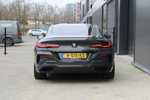 BMW 8-SERIE M850i xDrive High Executive | NAP | B&O | SOFT-CLOSE | HUD | CARBON | 360 | LASER | 4WIELSTURING |