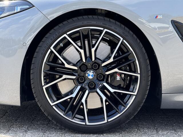 BMW 8-SERIE 840i | M-Sport Pro | Glasapplicatie | Individual volleder | Co Pilot | Carbon | Soft close | 360 cam