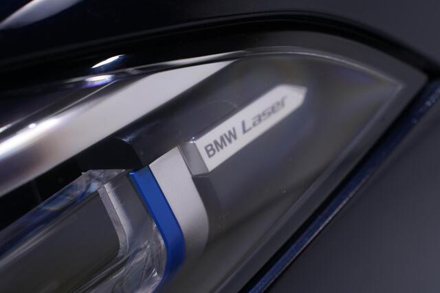 BMW 8-SERIE 840i M Sport Excl. BPM/NL kenteken Harman Kardon Camera 360 Head-up Memory Nekverwarming Tartufo lederen interieur Soft close