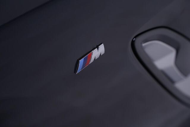 BMW 8-SERIE 840i M Sport Excl. BPM/NL kenteken Harman Kardon Camera 360 Head-up Memory Nekverwarming Tartufo lederen interieur Soft close
