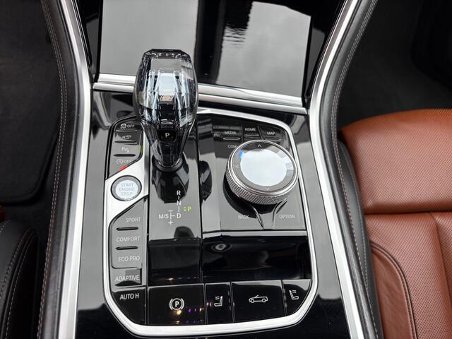 BMW 8-SERIE High Executive M SPORT / HUD / KEYLES / CRYSTAL