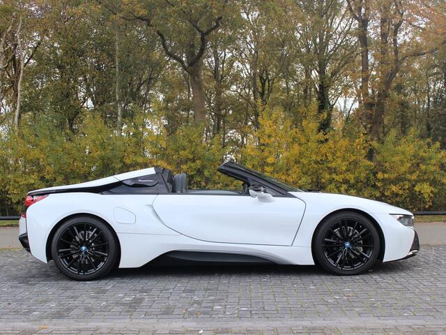 BMW I8 Roadster 1.5 NL-Auto Nieuwstaat!