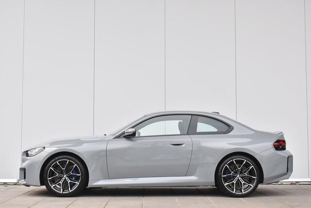 BMW M2 Competition 19 Inch Voor / 20 Inch Achter / Head Up / Comfort Acces / Carbon Interieur lijsten / Carbon Fibre dak / Selections 2500
