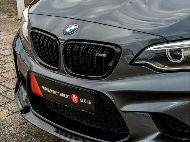 BMW M2 2-serie Coupé DCT PANO ELEK STOEL CAMERA APPLE CARPLAY FE UITLAAT CARBON PAKKET BOMVOL!!!