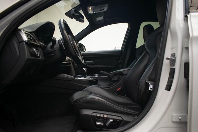 BMW M3 3-serie DCTA | Carbon| Harman Kardon| Memoryseat