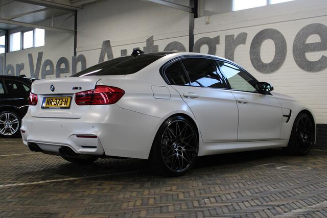 BMW M3 3-serie Competition DCTA | 451 PK | Carbon dak | 20'' breedset | Frozen Brilliant White | Harman/Kardon | Nederlandse auto | Head-up display | 360 camera | Memory stoelen | Bomvolle M3 |