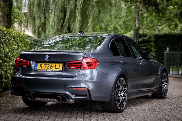 BMW M3 3-serie DCTA Carbon HUD 20" Harman Kardon