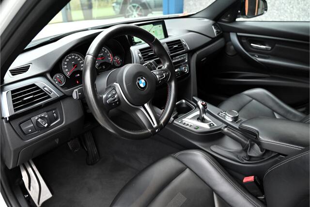 BMW M3 3-serie DCTA LCI / CARBON / HARMAN KARDON / LEDER / MEMORY / DODE HOEK DETECTIE / DEALERONDERHOUDEN