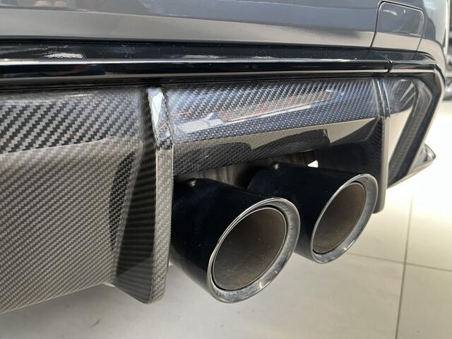 BMW M3 3-serie Competition | M-Race Track Pack | Carbon Kuipstoelen | Carbon Exterieur Pack | Keramische Remmen | CoPilot | Individual lak en leder
