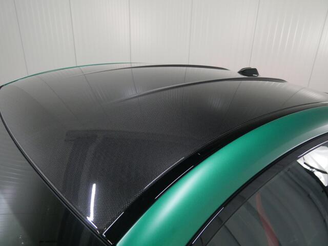 BMW M4 4-serie Coupé CS High Executive Automaat / M Drive Professional / M Carbon kuipstoelen / M Carbon-keramische remmen / M Adaptief onderstel / Adaptieve LED