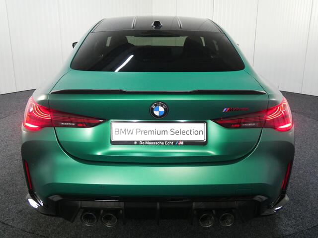 BMW M4 4-serie Coupé CS High Executive Automaat / M Drive Professional / M Carbon kuipstoelen / M Carbon-keramische remmen / M Adaptief onderstel / Adaptieve LED