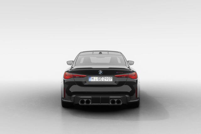 BMW M4 CS | Driving Assistant | Stuurwielrand verwarmd