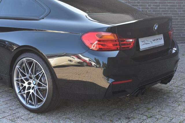 BMW M4 4-serie Coupé Competition Full Options, NL auto, 1e Eigenaar, 360 Camera, Head-Up Disp