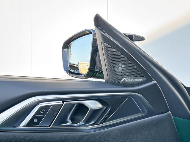 BMW M4 4 Serie Coupé CS | Driving Assistant | Elektrisch bedienbare achterklep | Stuurwielrand verwarmd