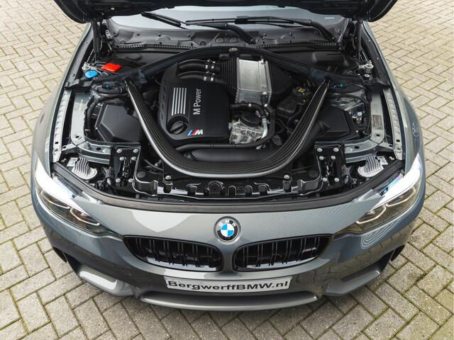 BMW M4 4-serie Coupé Competition - Individual "Stratus Grey" - Carbon Brakes