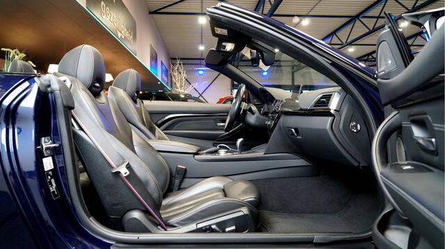 BMW M4 4-serie Cabrio Competition 353kW/480pk DCT7 NL-AUTO! HEAD-UP + CLIMA + CRUISE + VOLLEDIG AKRAPOVIC + STOEL-&STUURVERWARMING + FULL XPELL + ACTIVE LED KOPLAMPEN + HARMAN/KARDON + MERINO LEDER + CAMERA + ALARM + EL.CABRIOKAP + PARKSENSOREN + 20" LM-VELGEN!!