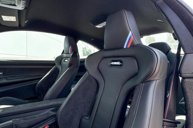 BMW M4 CS