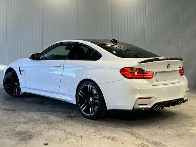 BMW M4 4-serie Coupé Carbon dak