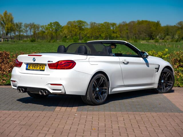 BMW M4 4-serie Cabrio | M-Performance uitlaat | H&K Surround | Adap M- onderstel | Hud Display | Nav Proff | 360 Cam | Lane Assist | Nekverwarming | Stuur- Stoelverw | BMW Onderhouden | 2 eig