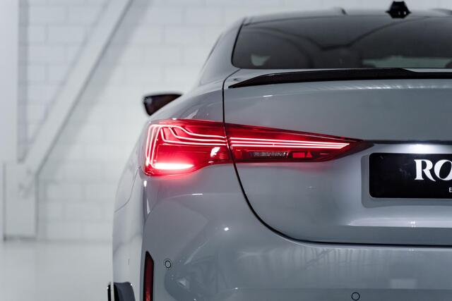 BMW M4 4-serie Coupé CS | Carbon pakket | Lichtgewicht dak | Harman Kardon |