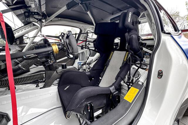 BMW M4 GT4 405kW