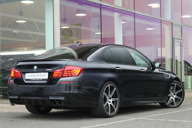 BMW M5 5-serie Competition Automaat / Schuif-kanteldak / Achteruitrijcamera / M Multifunctionele voorstoelen / Stuurverwarming / Bang & Olufsen / Head-Up / Surround View / Lane Change Warning