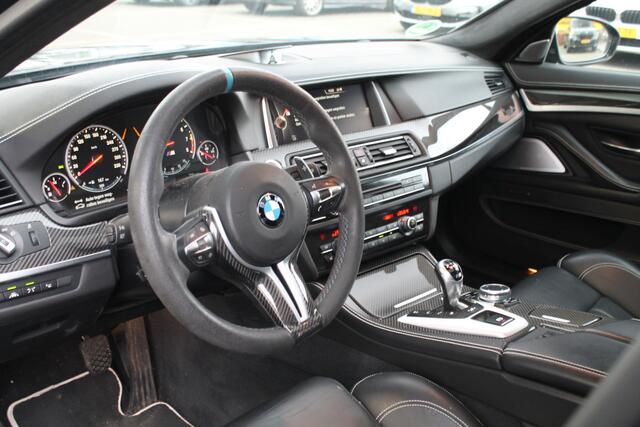 BMW M5 5-serie Competition Automaat / Schuif-kanteldak / Achteruitrijcamera / M Multifunctionele voorstoelen / Stuurverwarming / Bang & Olufsen / Head-Up / Surround View / Lane Change Warning