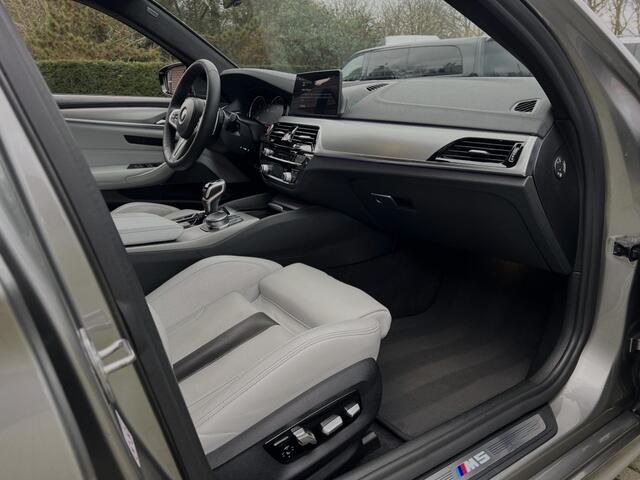 BMW M5 4.4 V8 600 PK X DRIVE CARBON M-DRIVER PACK HUD HK