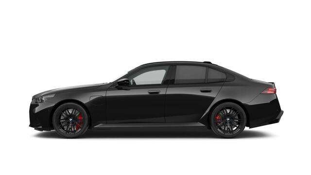 BMW M5 Sedan V8 M Hybrid, pano, B&W, 21", tr.haak, stl.ventilatie, memory, keyless, leder, privacy
