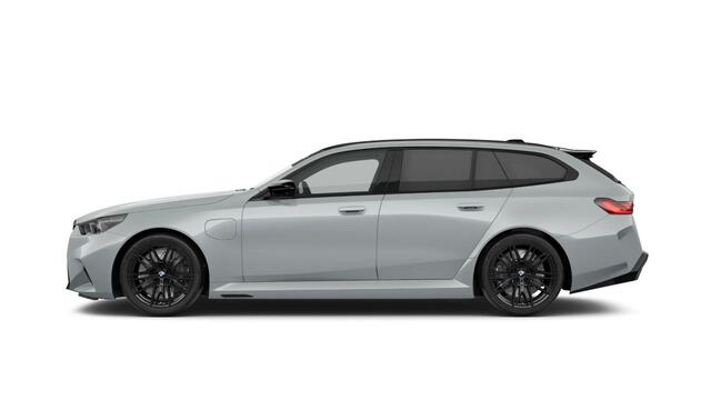 BMW M5 Touring V8 M Hybrid, Sonderlackierung, pano, alcantara, B&W, 21'', stl.ventilatie, tr.haak, memory, leder, privacy