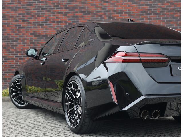 BMW M5 5-serie *Keramisch*B&W*HUD*360cam*Trekhaak*