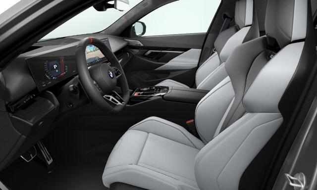 BMW M5 5-serie | Frozen | Alcantara hemel | Leder | B&W | Trekhaak