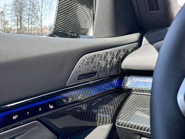 BMW M5 Sedan | Comfort Pack | Driving Assistant Professional | Carbon Pack inclusief Carbon Dak