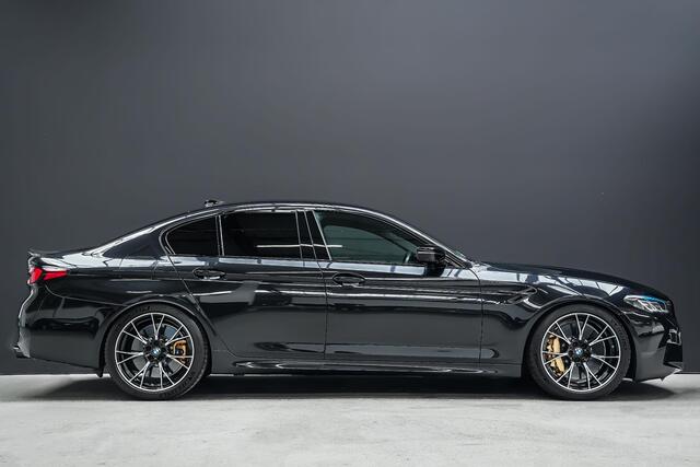 BMW M5 780pk Competition xDrive |keramisch|custom sportuitlaat|KW verlagingsveren|track pack|carbon dak|HUD|laser LED|Harman & Kardon|memory|massage|360 camera|Apple Carplay|blind spot|