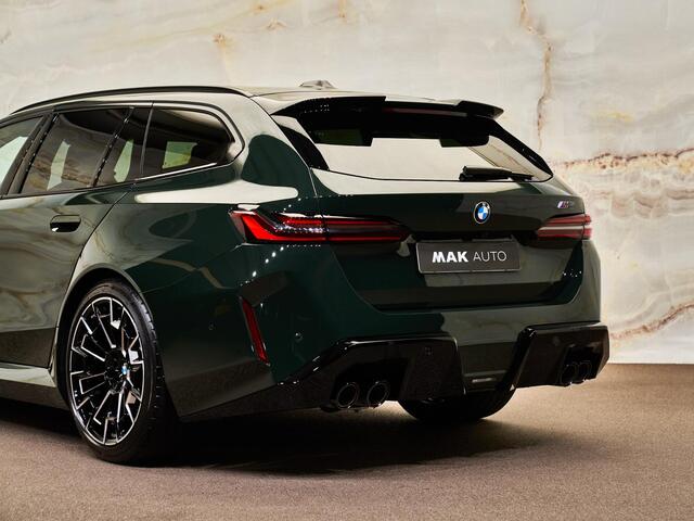 BMW M5 Touring V8 M Hybrid, Sonderlackierung, pano, B&W, 21'', stl.ventilatie, tr.haak, memory, leder, privacy