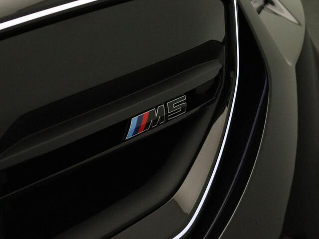 BMW M5 5 Serie Sedan M Drive Professional | Comfort Access | Panoramadak | Driving Assistant Professional | Parking Assistant Professional | Bowers & Wilkins | 20/21''