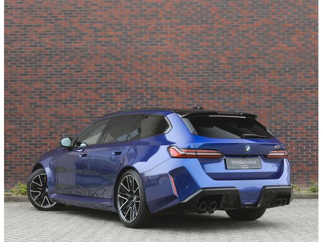 BMW M5 Touring | Marina Bay Blue - Keramisch - Pano - Trekhaak