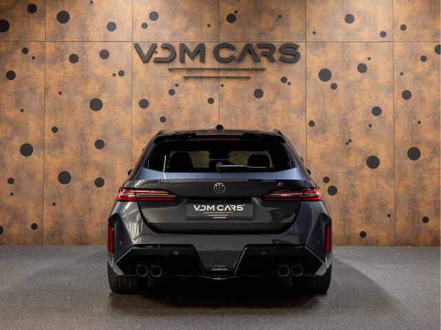 BMW M5 5-serie Touring | M Driver's Pack | Pano | Bowers & Wilkins | Comfort Pack |