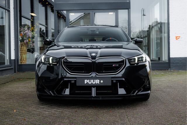 BMW M5 Touring 4.4 V8 xDrive M-Drivers Pack Pano - Bowers& Wilkins - Trekhaak