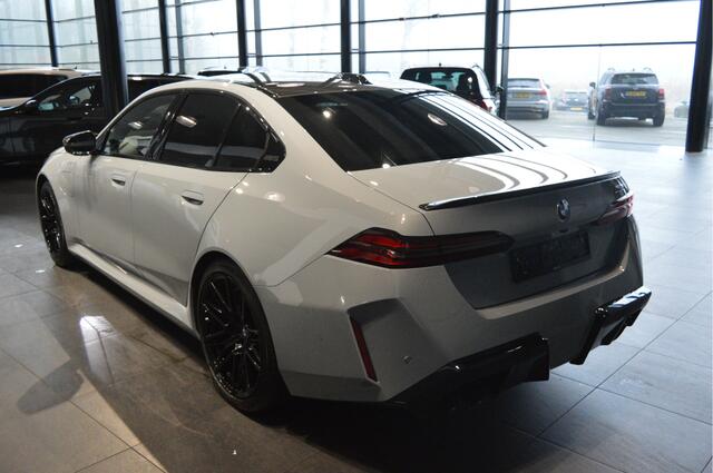 BMW M5 M-5 727pk Sedan Keramisch Carbon Pack B&W 21 inch !!